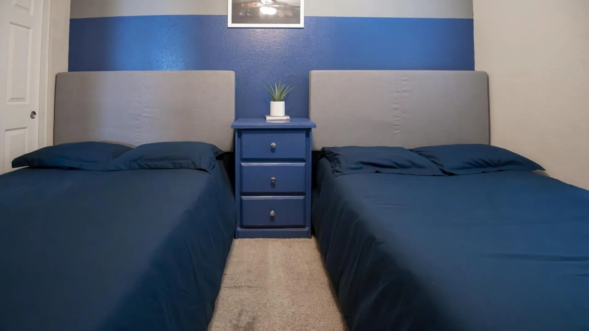 Large 3Br King Suite Moments Away From Strip Las Vegas Holiday home